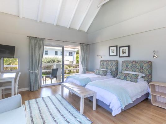 Beach Break Guest House Garden Room