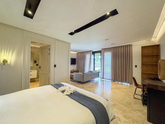 Lira Boutique Lodge - 236038