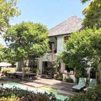 Hedge House - 236144