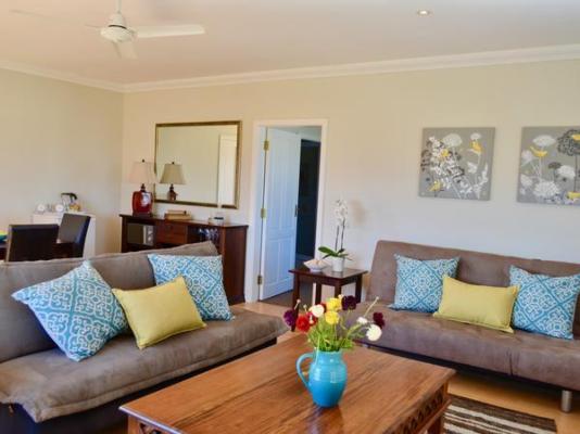 Amber Guest Lodge - 236161