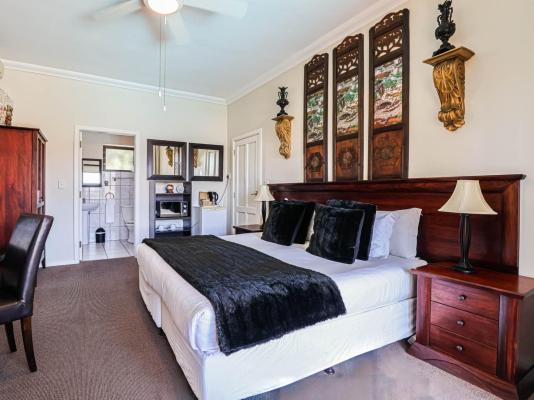Amber Guest Lodge - 236208