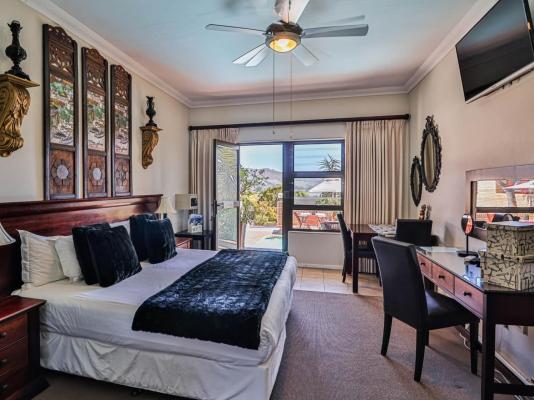 Amber Guest Lodge - 236209
