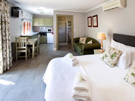 Summerhill Guest Farm - 236292