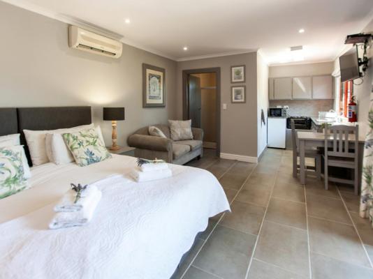 Summerhill Guest Farm - 236301