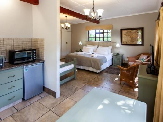 Summerhill Guest Farm - 236307