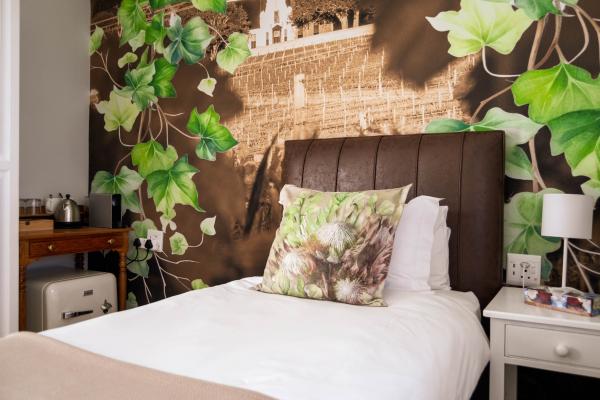 Rozenburg Guest House - 236318