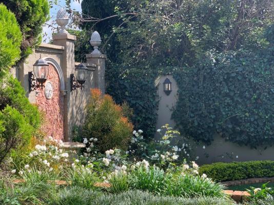 Villa Lugano Guesthouse - 236774