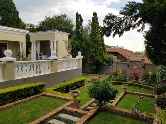 Villa Lugano Guesthouse - 236775