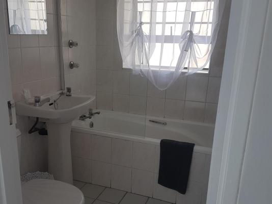 Ocean View Guest House - 236847