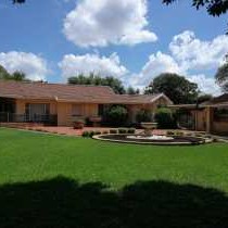 Royal Highness Lux Guesthouse - 236857
