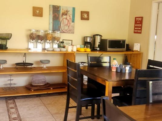 Royal Highness Lux Guesthouse - 236865