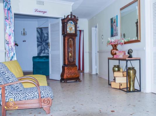 Royal Highness Lux Guesthouse - 236871