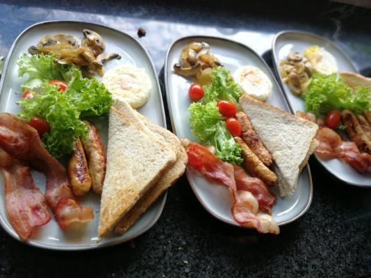 Royal Highness Lux Guesthouse - 236873