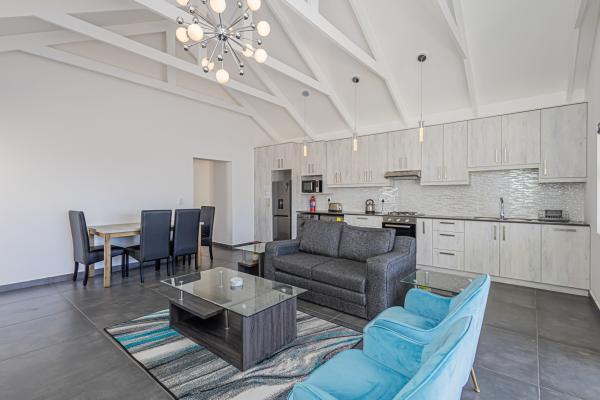 Dalton's Langebaan  - 237003