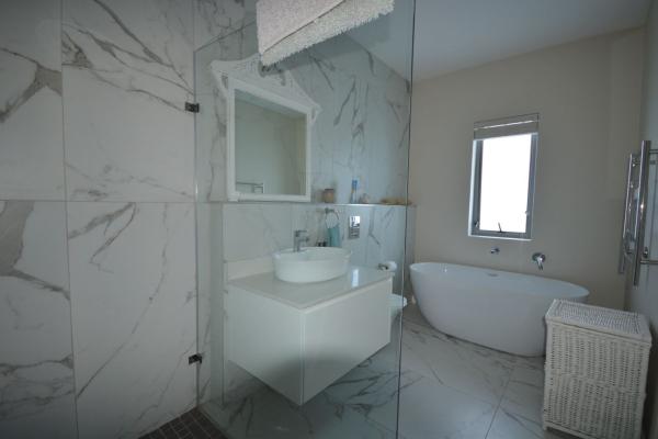 Chardon Luxury Self Catering, Langebaan - 237035