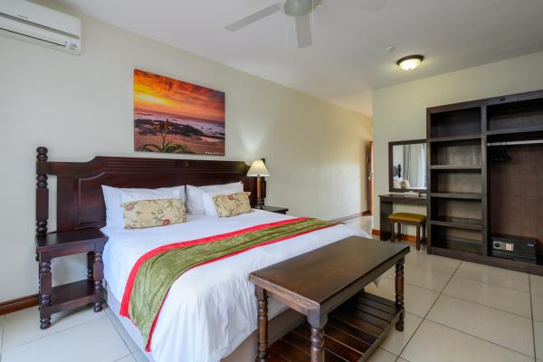 Umthunzi Hotel & Conference - 237184