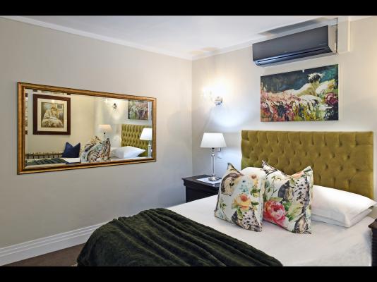 Le Petit Bijou Boutique Apartments - 237274