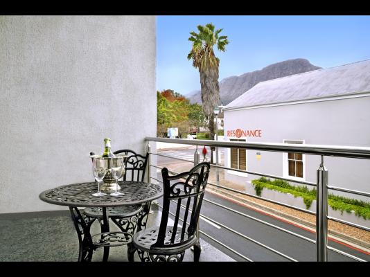 Le Petit Bijou Boutique Apartments - 237281