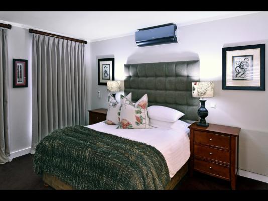 Le Petit Bijou Boutique Apartments - 237285