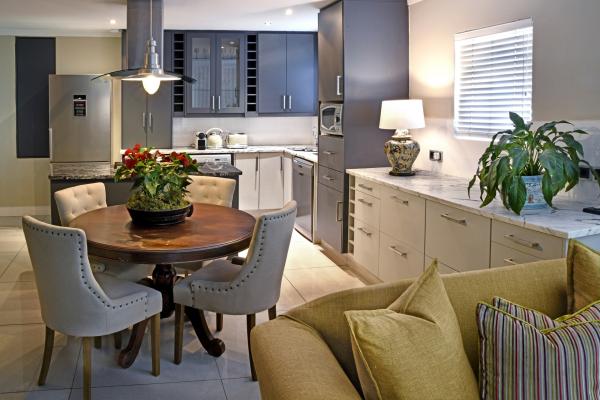 Le Petit Bijou Boutique Apartments - 237298