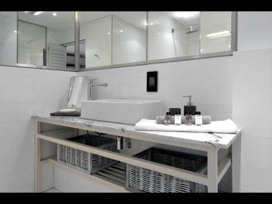 Le Petit Bijou Boutique Apartments - 237302