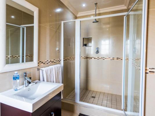 Kwantu Private Game Reserve - 237424