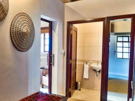 Kwantu Private Game Reserve - 237426
