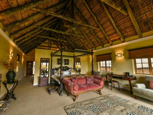 Kwantu Private Game Reserve - 237429