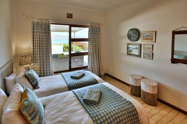 37 Steps Langebaan Self-Catering - 237479