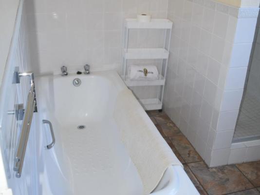 Upper Room Guesthouse - 237491