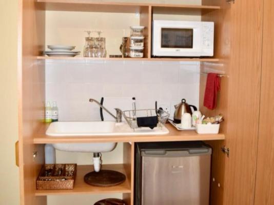 Upper Room Guesthouse - 237507