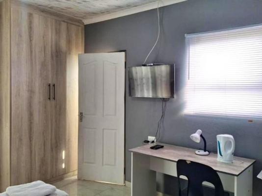 KKK Guesthouse - 237566