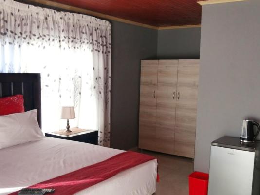 KKK Guesthouse - 237568