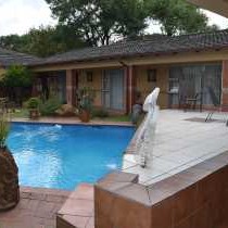 African Elephant Guest House - 237736