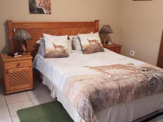 African Elephant Guest House - 237753