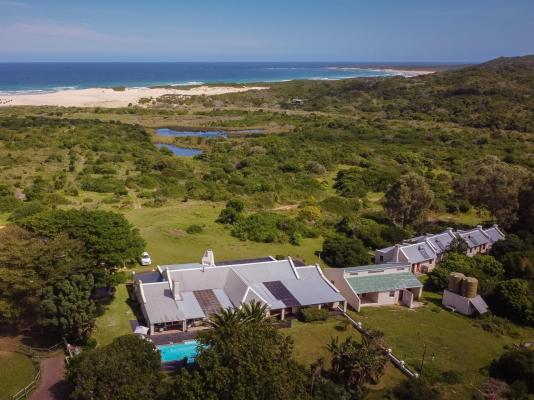 Oyster Bay Lodge - 237774