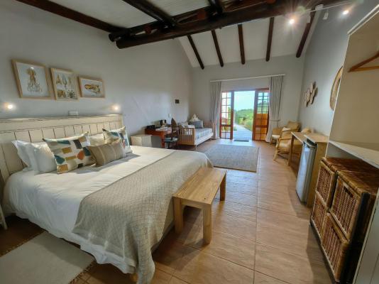 Oyster Bay Lodge - 237792
