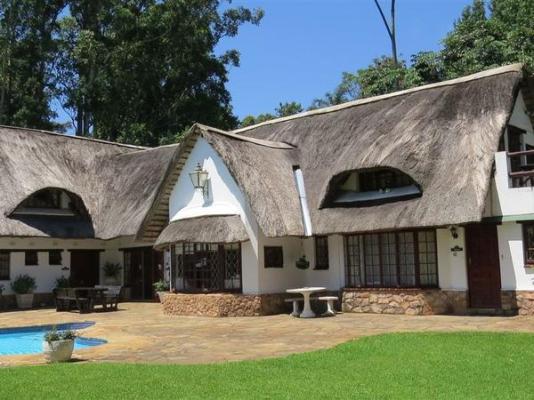 Warrens Guest House - 237901