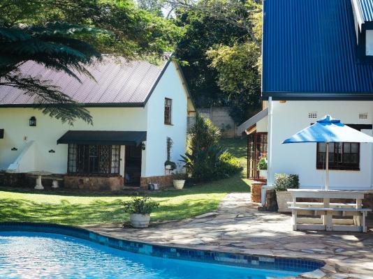 Warrens Guest House - 237902