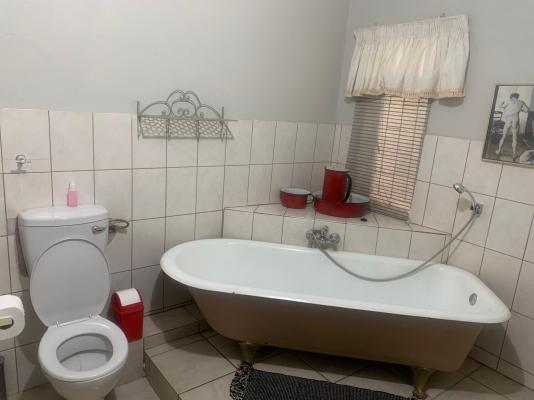 B&B @ Bloem - 238028