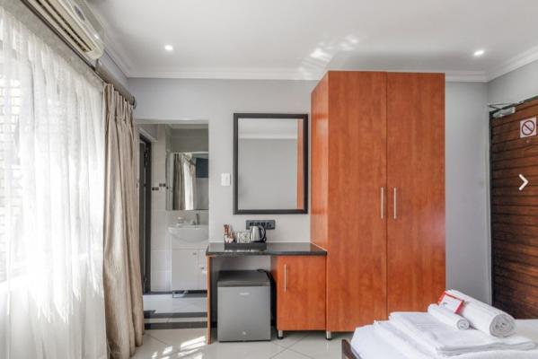 Moyres Guest House - 238075