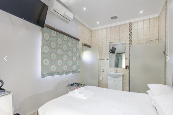 Moyres Guest House - 238090