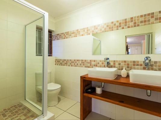 Interlaken Guest House - 238170