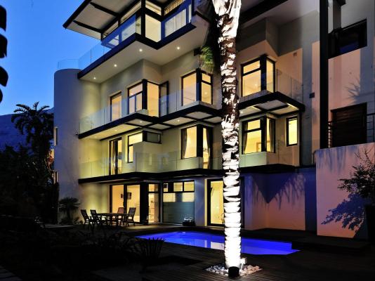 129 on Kloof Nek - 238407