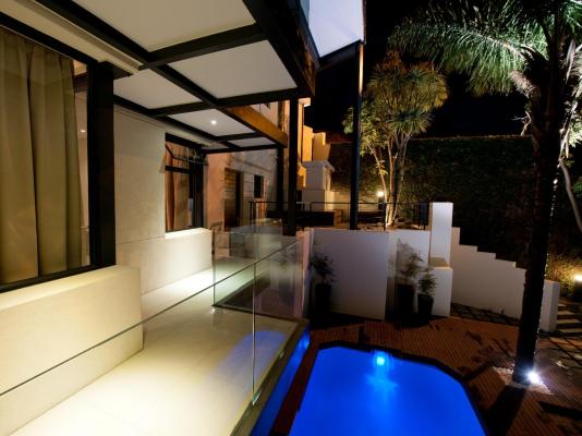 129 on Kloof Nek - 238408