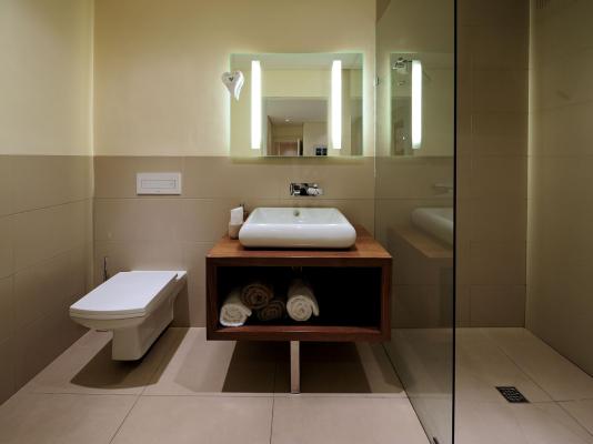 129 on Kloof Nek - 238423