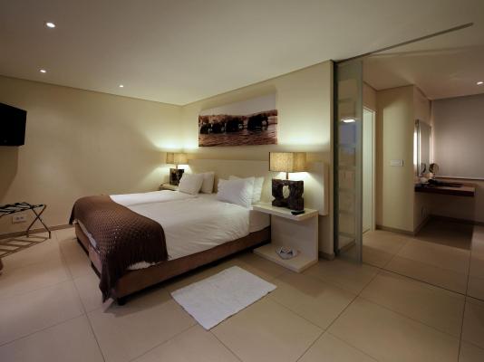 129 on Kloof Nek - 238427
