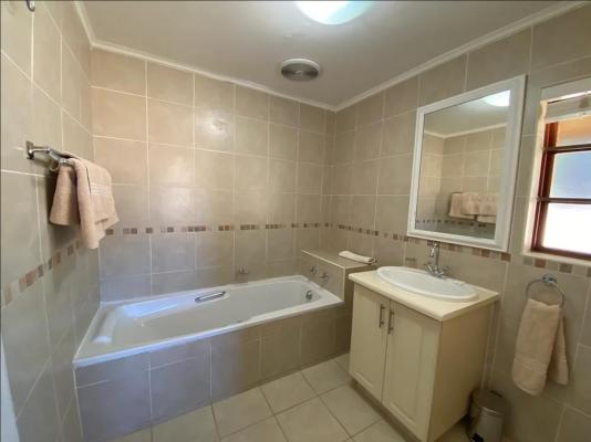 Champagne Valley Resort - 238642
