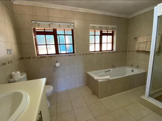 Champagne Valley Resort - 238653