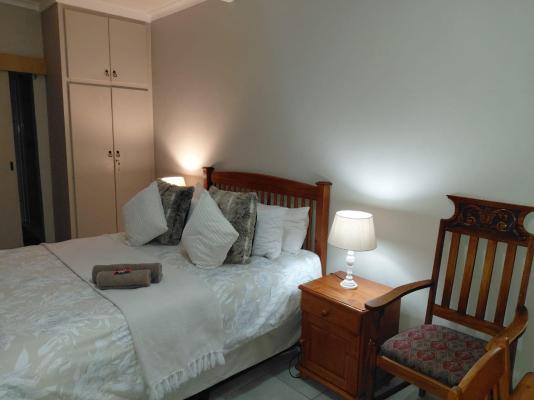 Room image 3